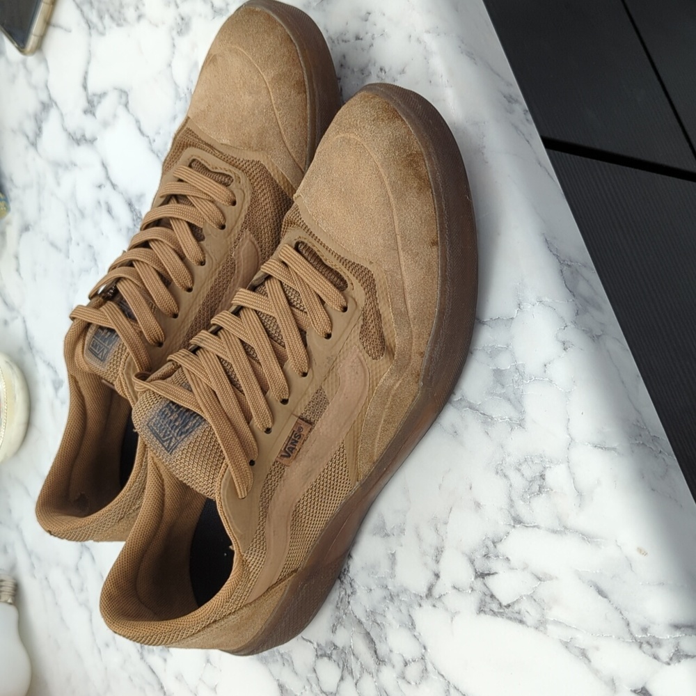 Vans Ave Tobacco Gum Color